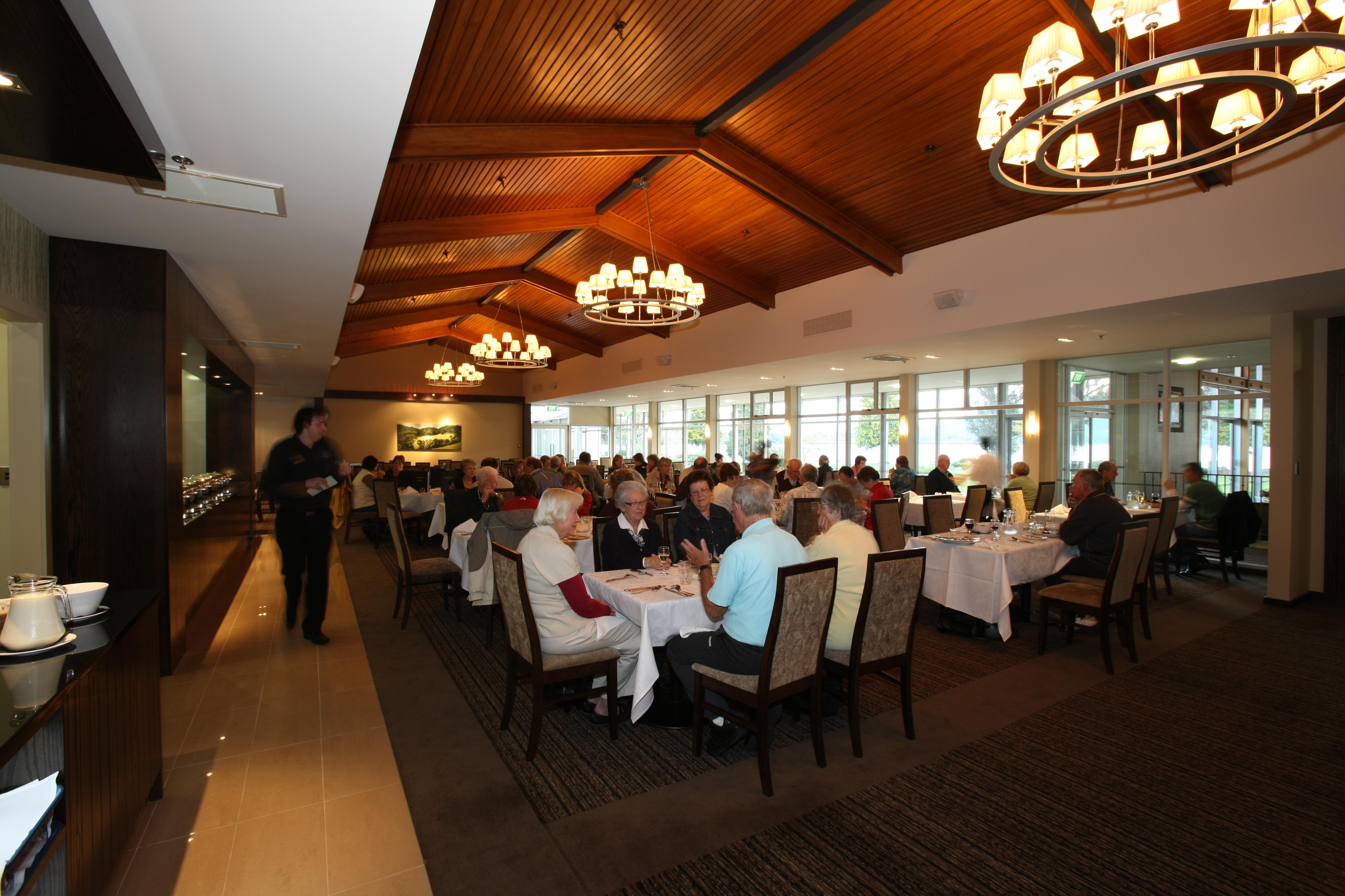 Distinction Te Anau Hotel & Villas Экстерьер фото