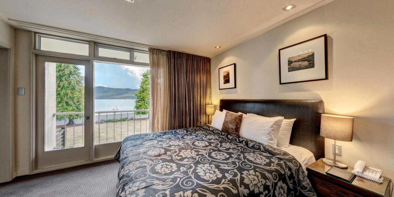 Distinction Te Anau Hotel & Villas Экстерьер фото
